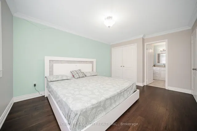 Additional image 34 of 3192 Sorrento Cres