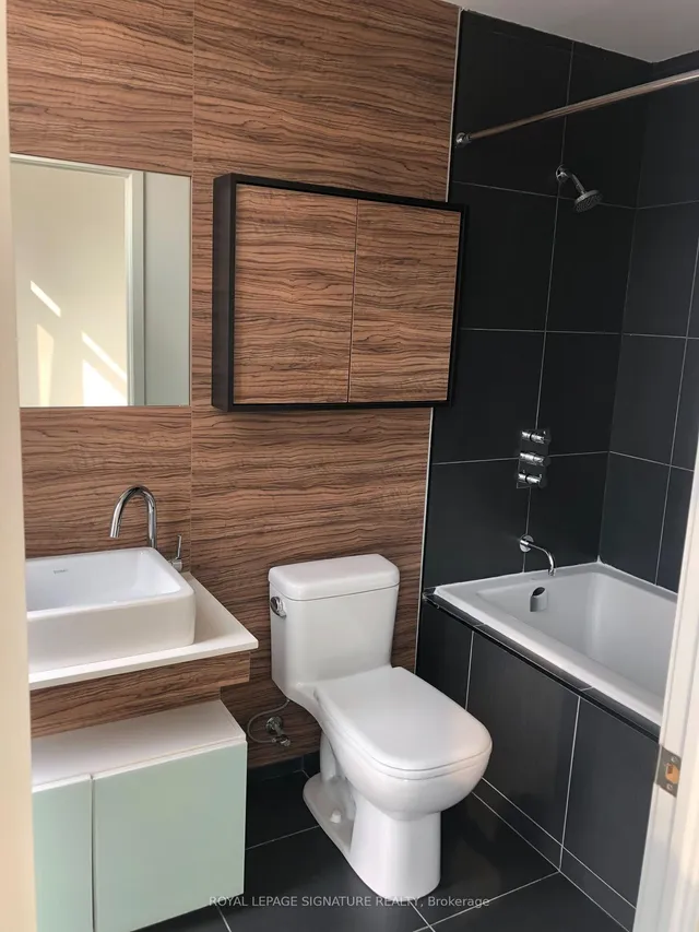 Additional image 19 of 75 St Nicholas St Unit 2502