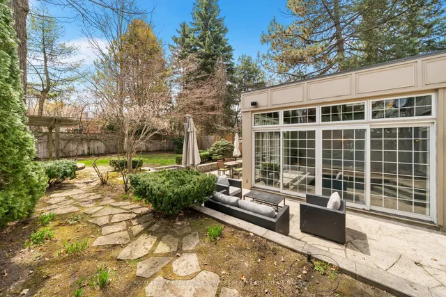 Additional image 44 of 19 Whitney Ave