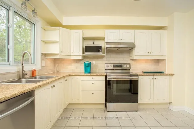 Additional image 12 of 2216 Upper Middle Rd Unit 3