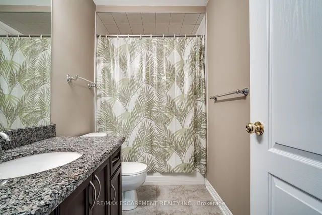 Additional image 32 of 92 Newcombe Rd