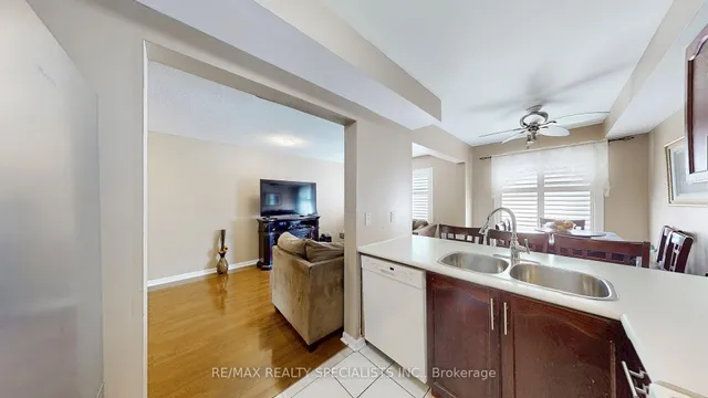 Additional image 10 of 2 Clay Brick Crt Unit 19