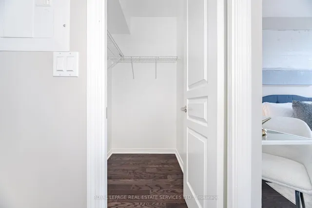 Additional image 20 of 15 Legion Rd Unit 1404