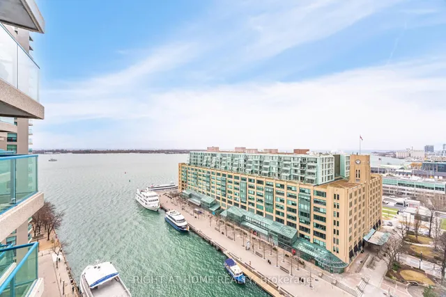 Additional image 34 of 77 Harbour Sq Unit 1812