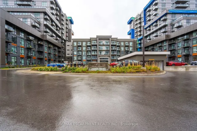 450 Dundas St Unit 421