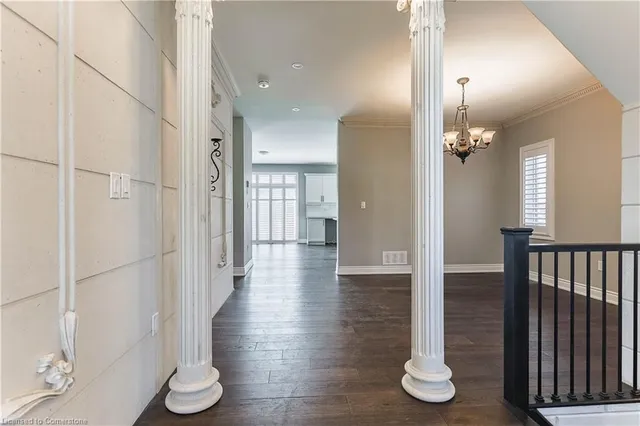 Additional image 7 of 8 Cesar Pl