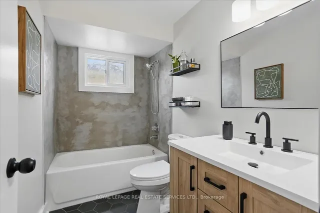 Additional image 18 of 25 Wheatfield Rd