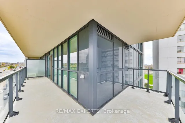 Additional image 10 of 1461 Lawrence Ave Unit 802