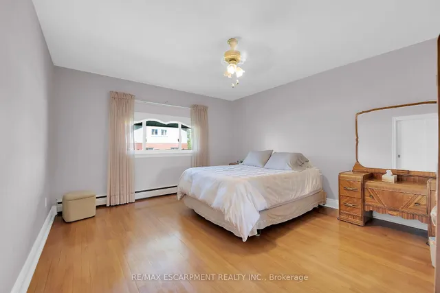 Additional image 24 of 45 James Ave