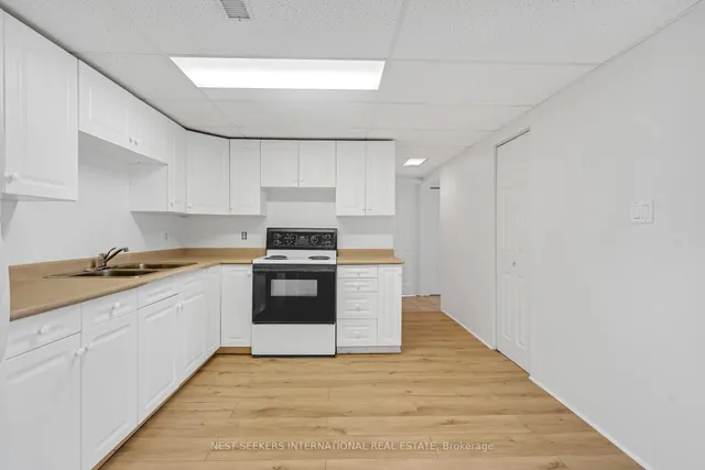 Additional image 22 of 7 Thirty Fifth St