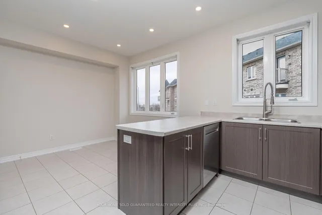 Additional image 8 of 7 Rabbit Run Way