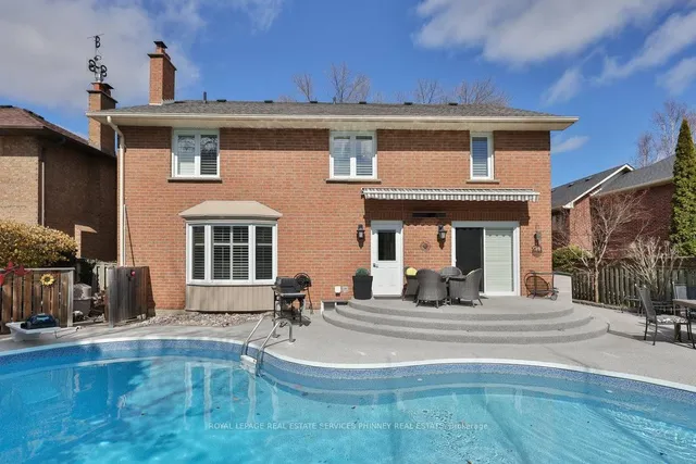Additional image 37 of 402 Barclay Cres