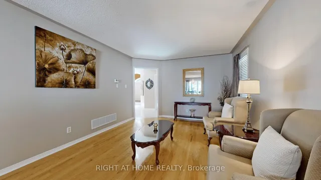 Additional image 5 of 102 Mullis Cres