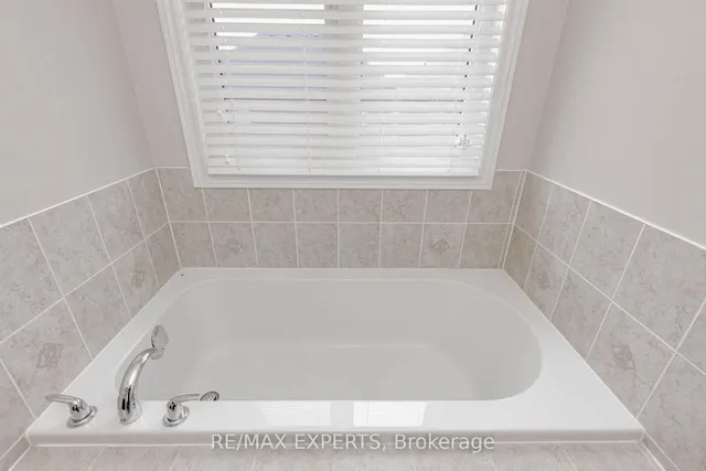 Additional image 28 of 32 Ivor Cres