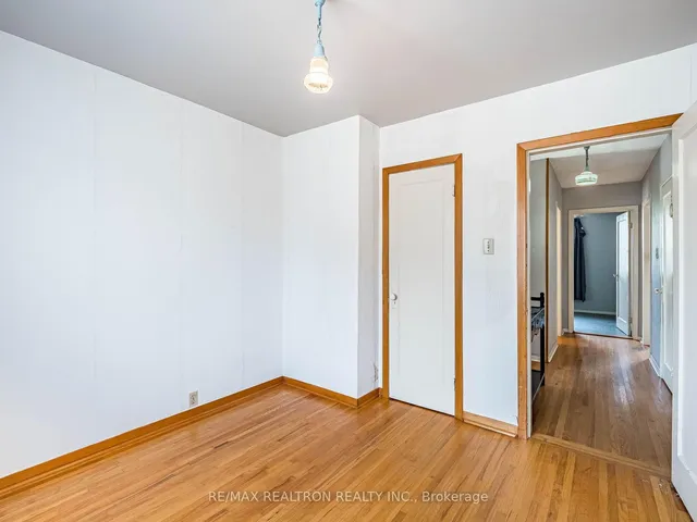 Additional image 29 of 872 Royal York Rd