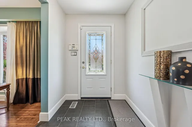 Additional image 7 of 61 Larkspur Cres