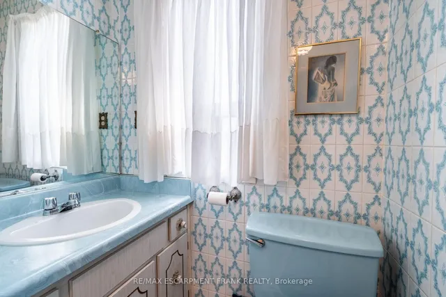 Additional image 24 of 244 HUGHSON St