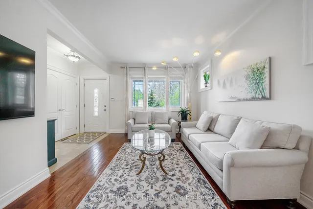 Additional image 4 of 32 Hertford Ave