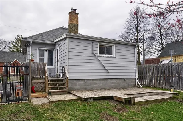 Additional image 29 of 186 Wentworth Ave