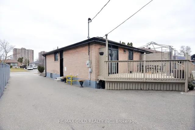 Additional image 37 of 96 Silverstone Dr