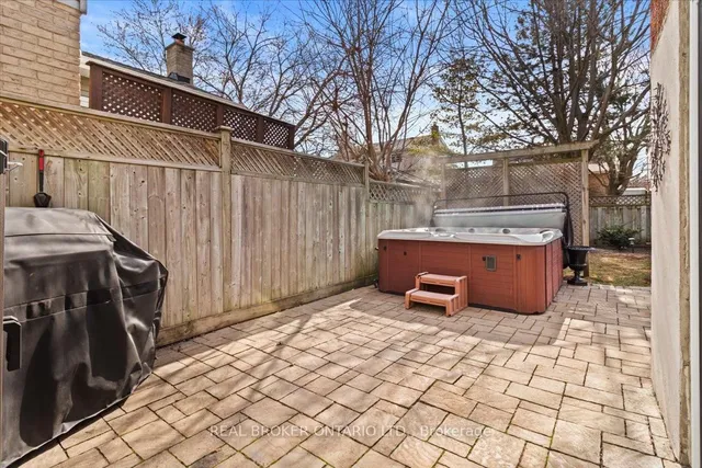 Additional image 35 of 2257 Silverbirch Crt