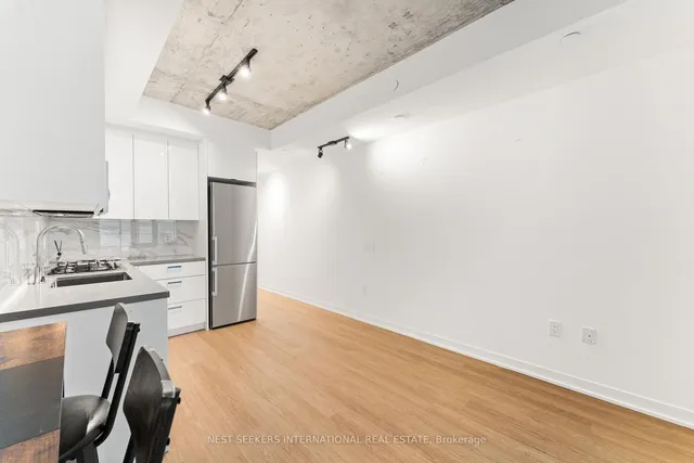 Additional image 10 of 195 Mccaul St Unit 314