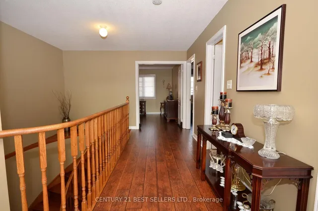 Additional image 45 of 9 Coin St