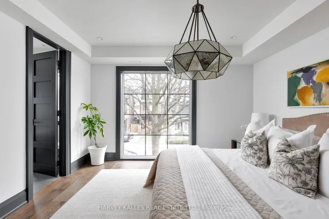 Additional image 37 of 498 Roxton Rd