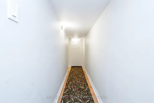 Additional image 37 of 55 Lynd Ave