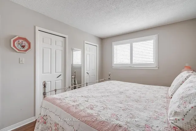 Additional image 32 of 2347 Tweedsmuir Crt