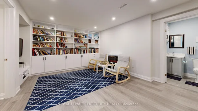 Additional image 19 of 68 Phalen Cres