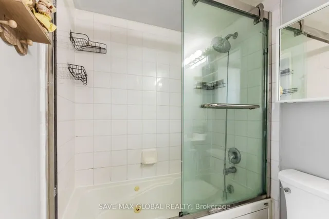 Additional image 19 of 1470 Midland Ave Unit 418