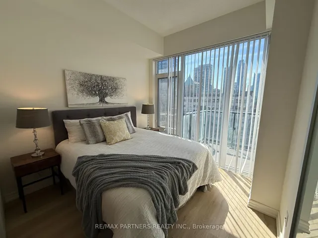 Additional image 10 of 435 Richmond St Unit 1106