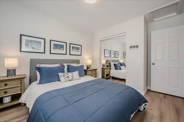 Additional image 32 of 220 Doon South Dr