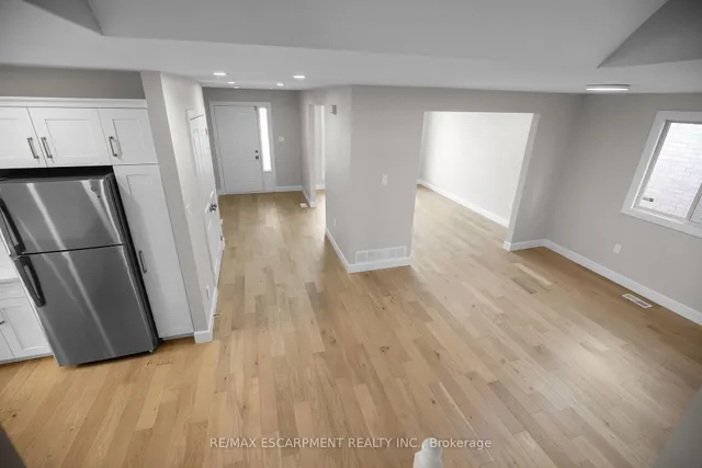 Additional image 23 of 6 Barbara Crt