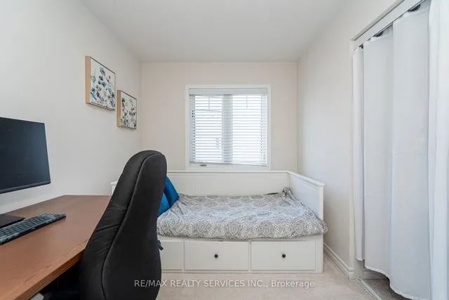 Additional image 41 of 23 Billiter Rd