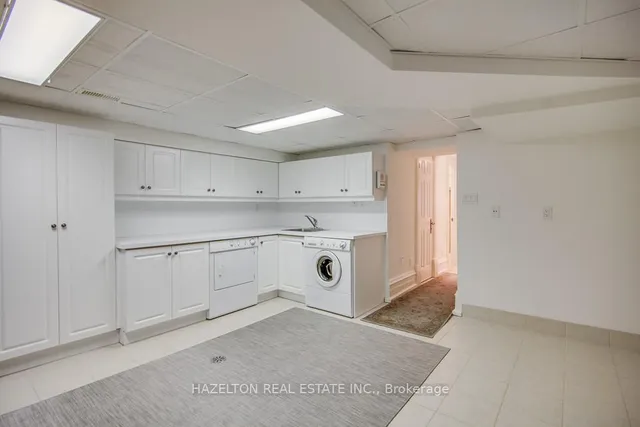 Additional image 30 of 44 Hazelton Ave