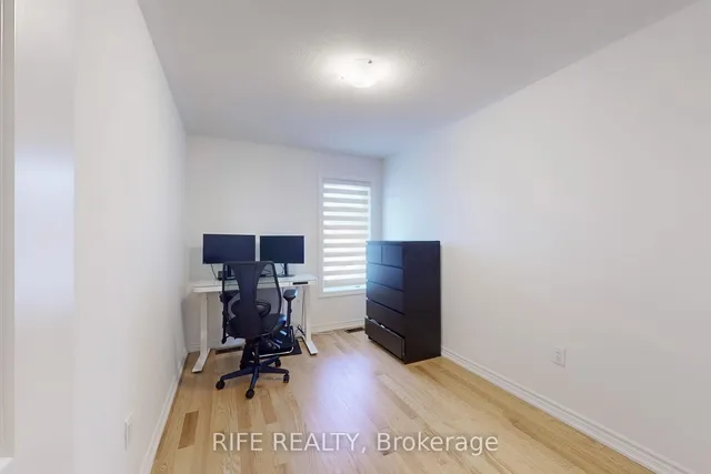 Additional image 21 of 9 Bretlon St