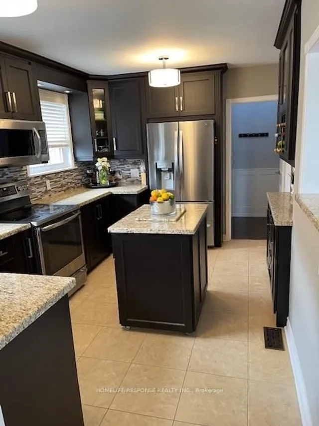 Additional image 4 of 66 AVONDALE Blvd