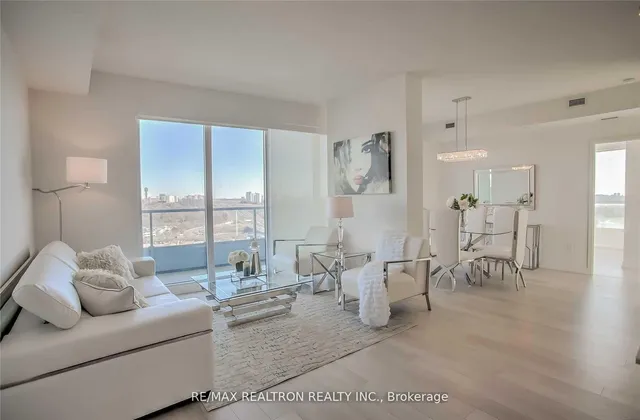 Additional image 2 of 117 McMahon Dr Unit 3702