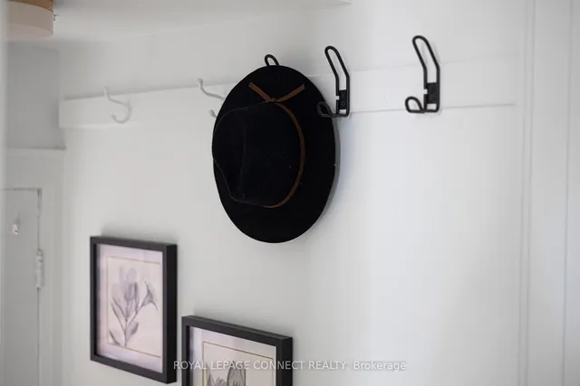 Additional image 29 of 379 Quebec Ave