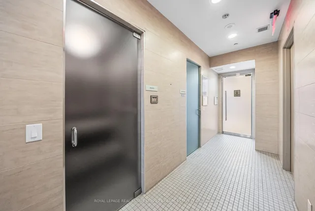 Additional image 24 of 25 Broadway Ave Unit 801