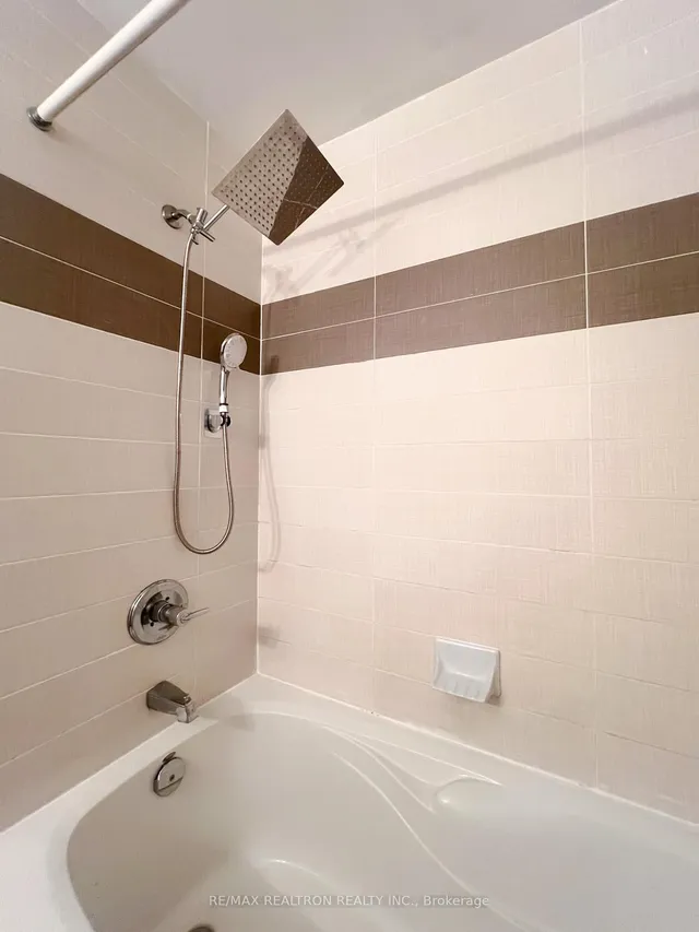 Additional image 17 of 18 Harbour St Unit 2104