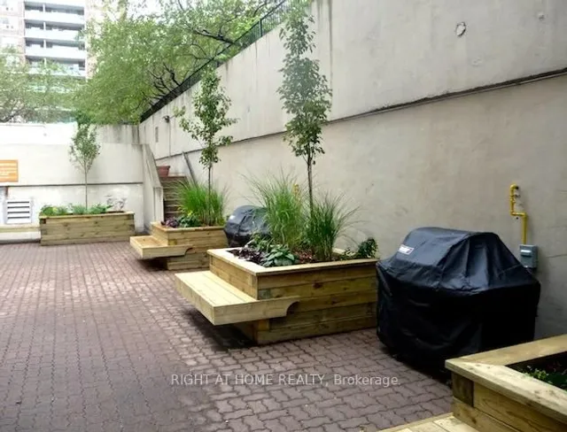 Additional image 5 of 40 Homewood Ave Unit 908