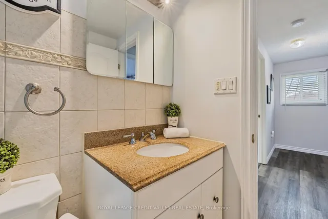 Additional image 12 of 65 Martindale Cres