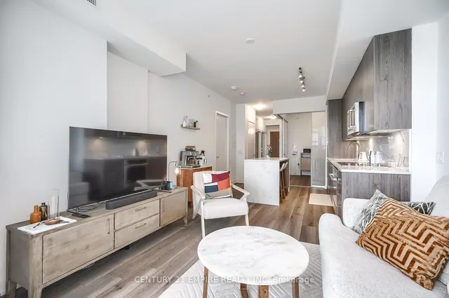 Additional image 11 of 38 Iannuzzi St Unit 1805