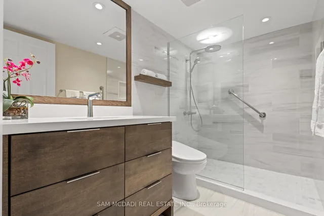 Additional image 8 of 2210 Lakeshore Rd Unit 401