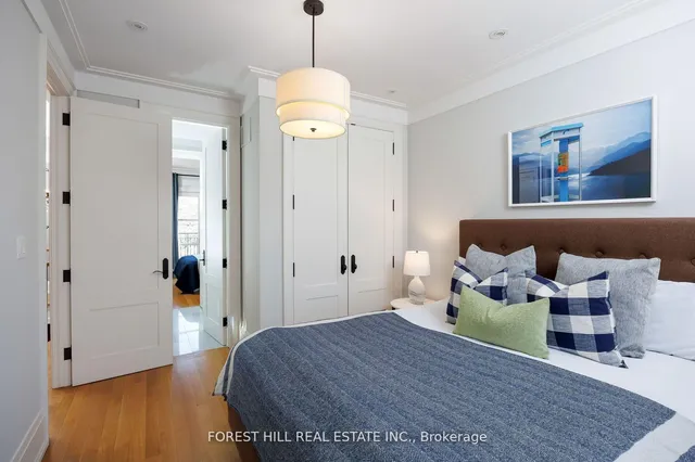 Additional image 23 of 102 Chaplin Cres