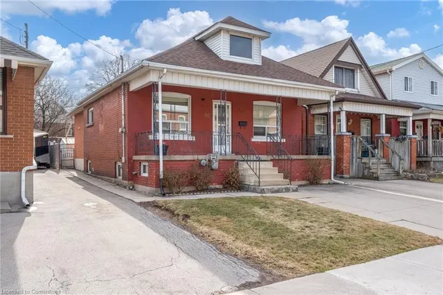 Additional image 3 of 276 Balmoral Ave