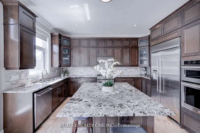 Additional image 8 of 438 North Park Blvd